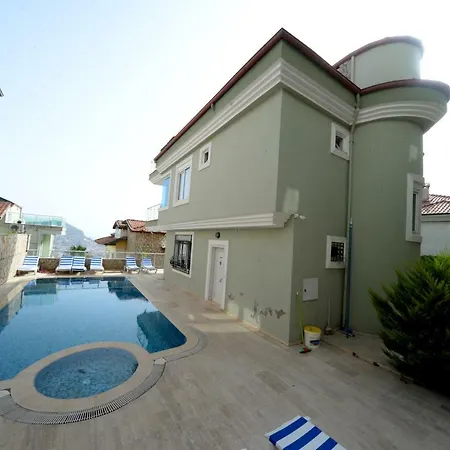 Villa Lux White