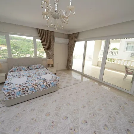 Lux White Villa *