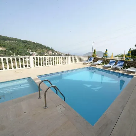 Lux White Villa